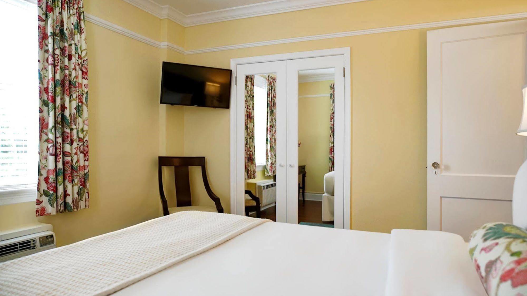 פאלם ביץ' The Bradley Park Hotel מראה חיצוני תמונה